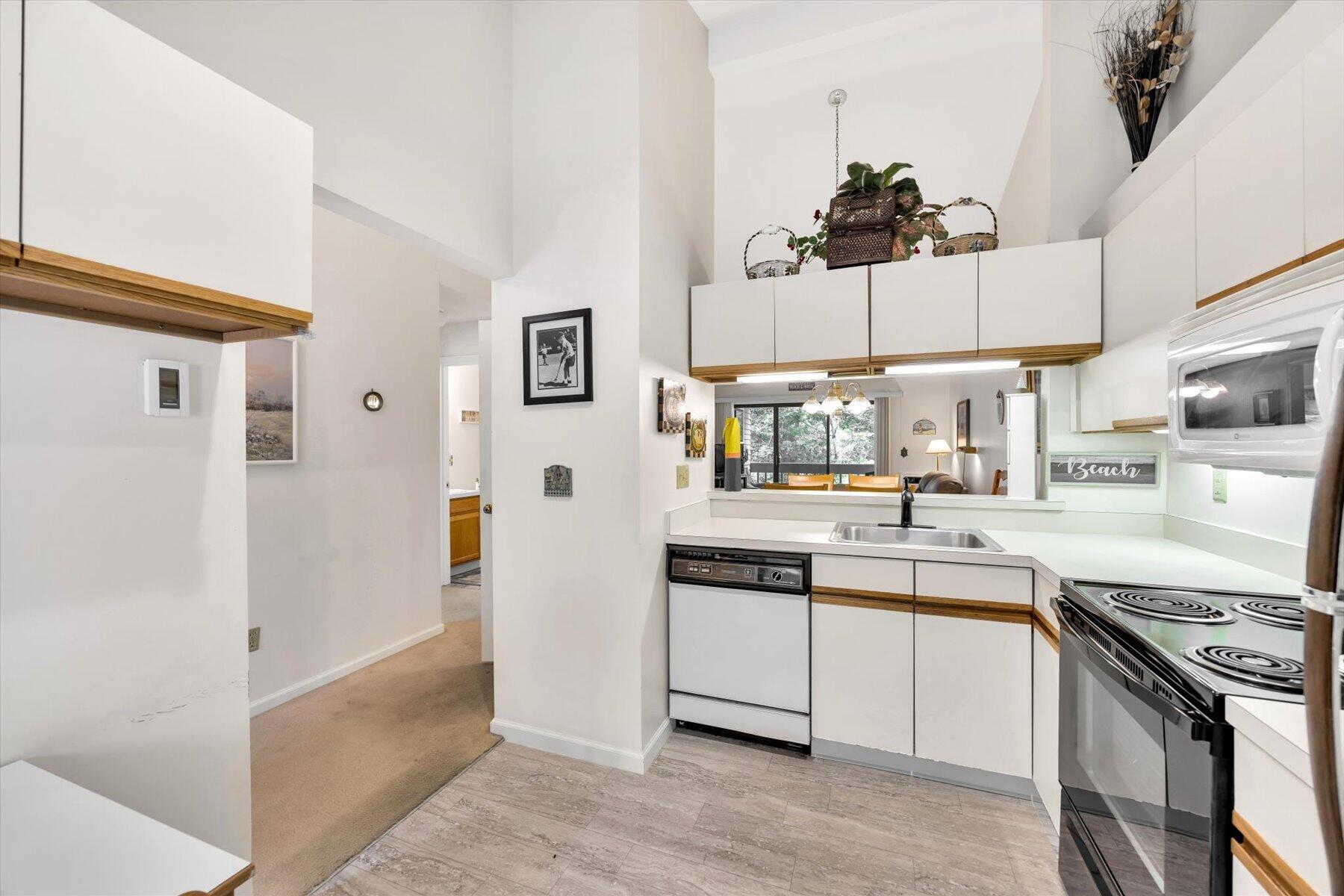 90 Eaton Lane Brewster MA 02631
