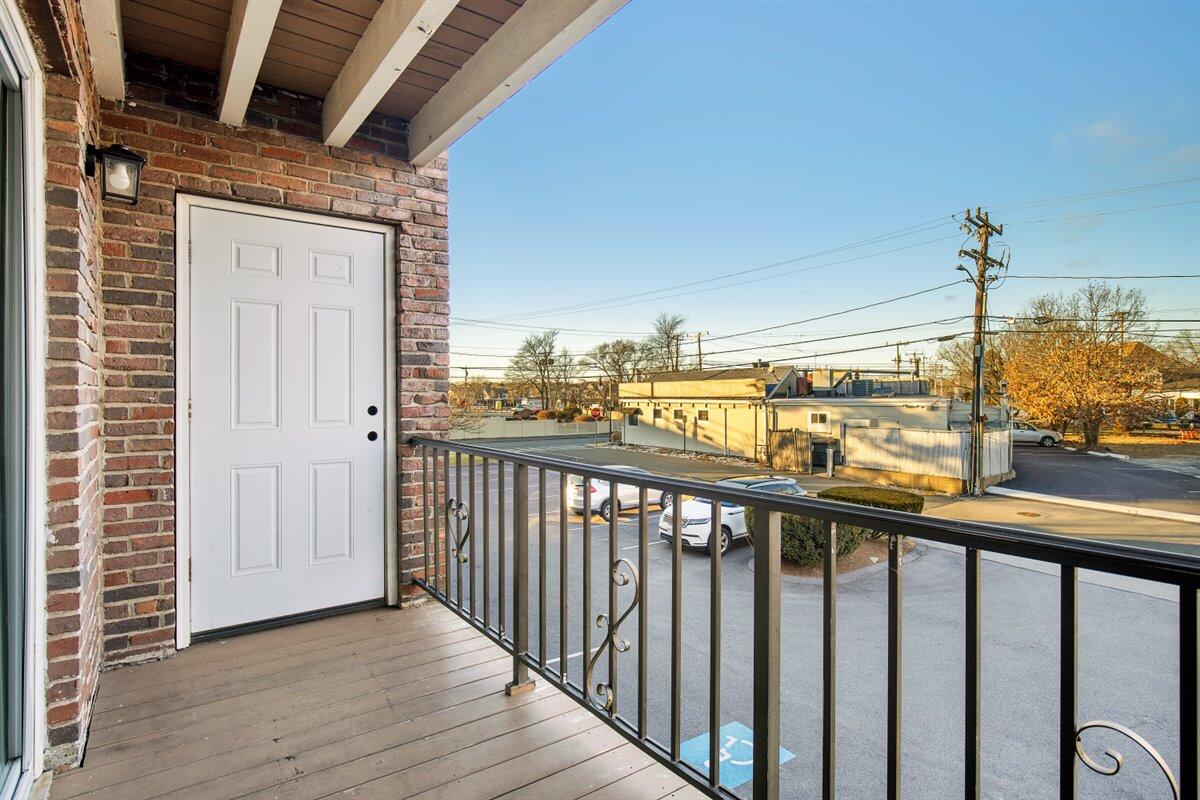 15 Oak Neck Road Hyannis MA 02601