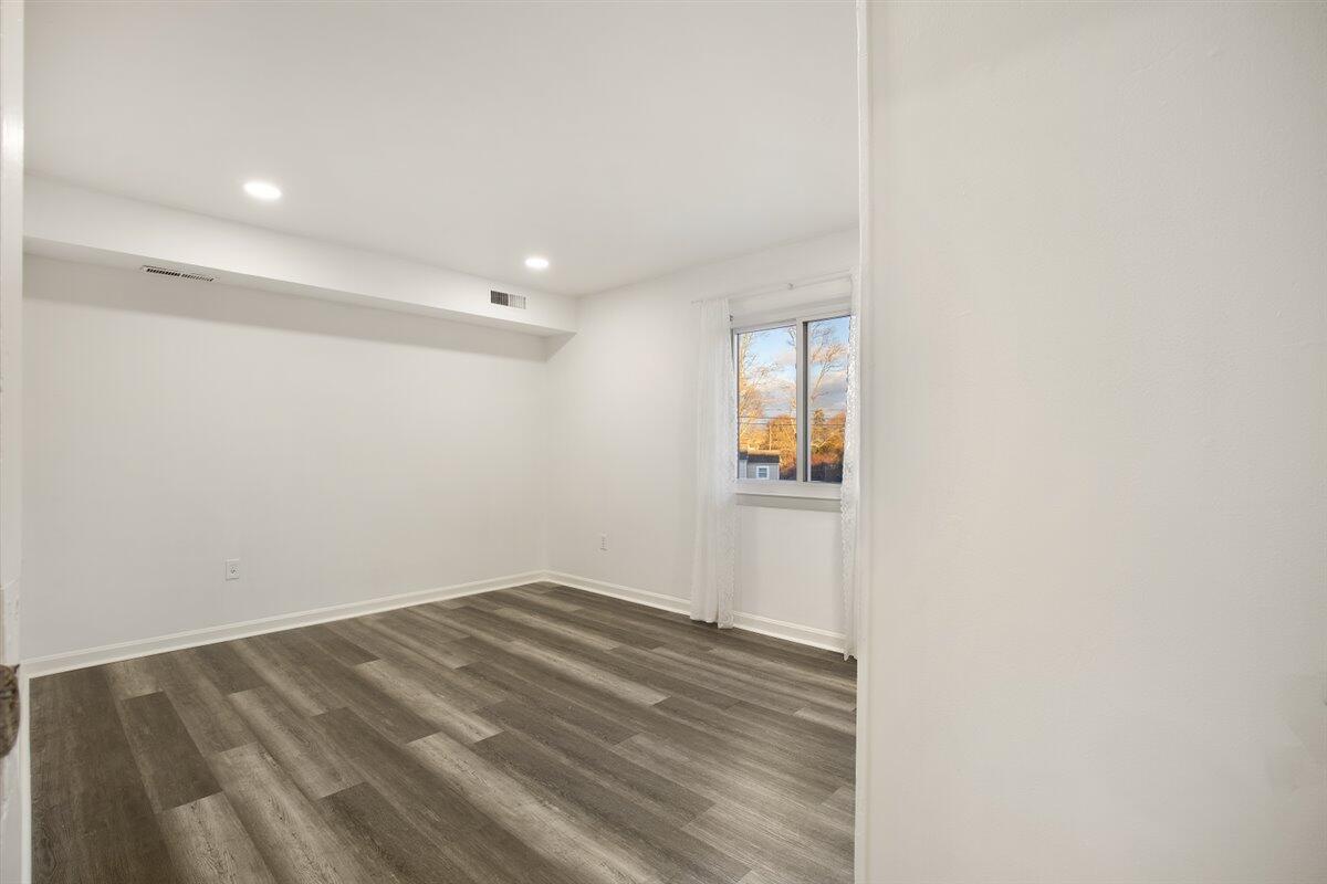 15 Oak Neck Road Hyannis MA 02601