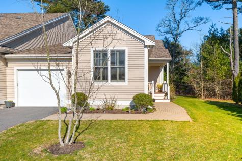 16 Grey Hawk Drive Mashpee MA 02649