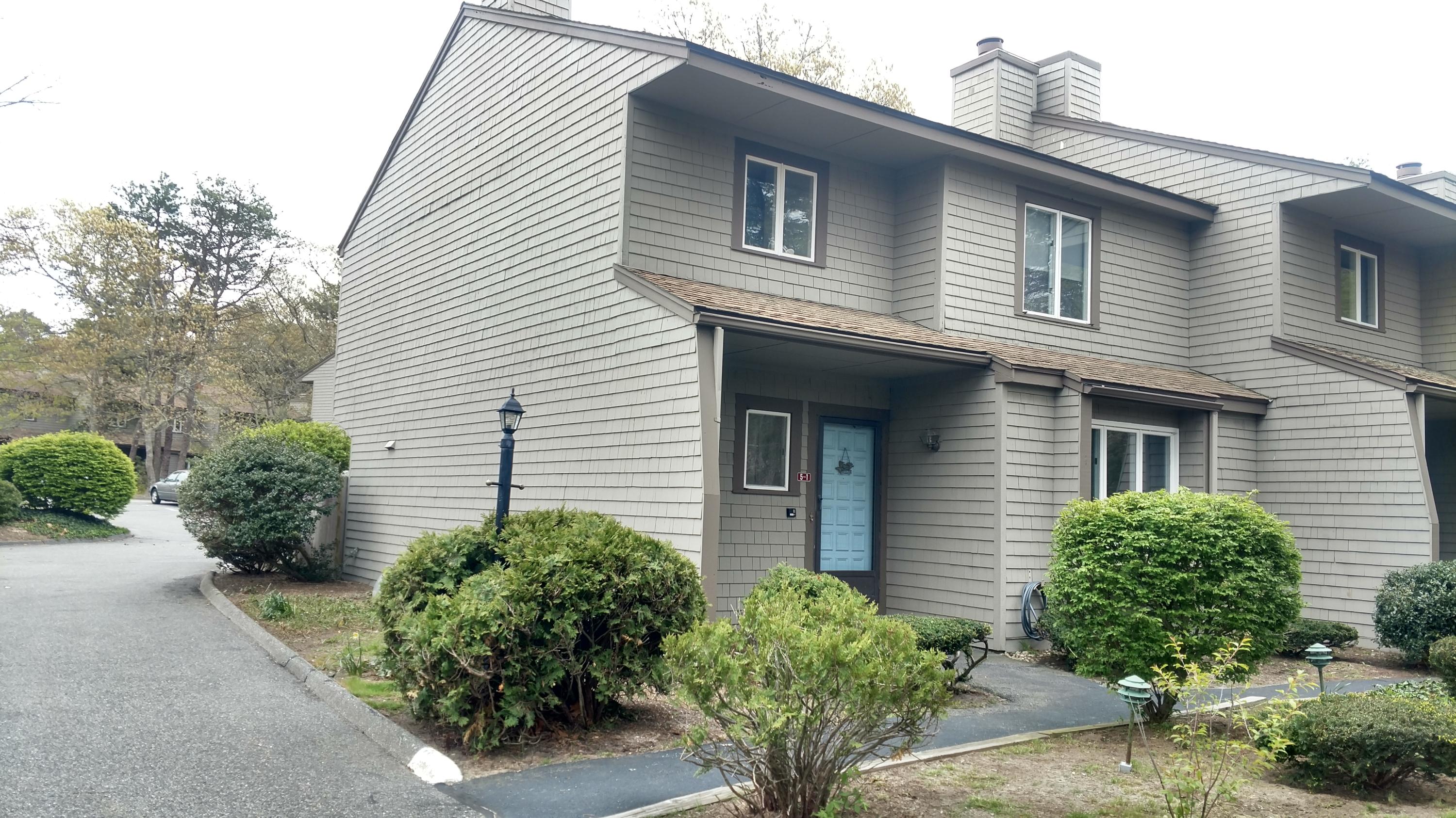 59 Main St., Route 6a Dennis MA 02638