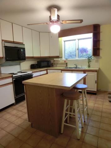 59 Main St., Route 6a Dennis MA 02638