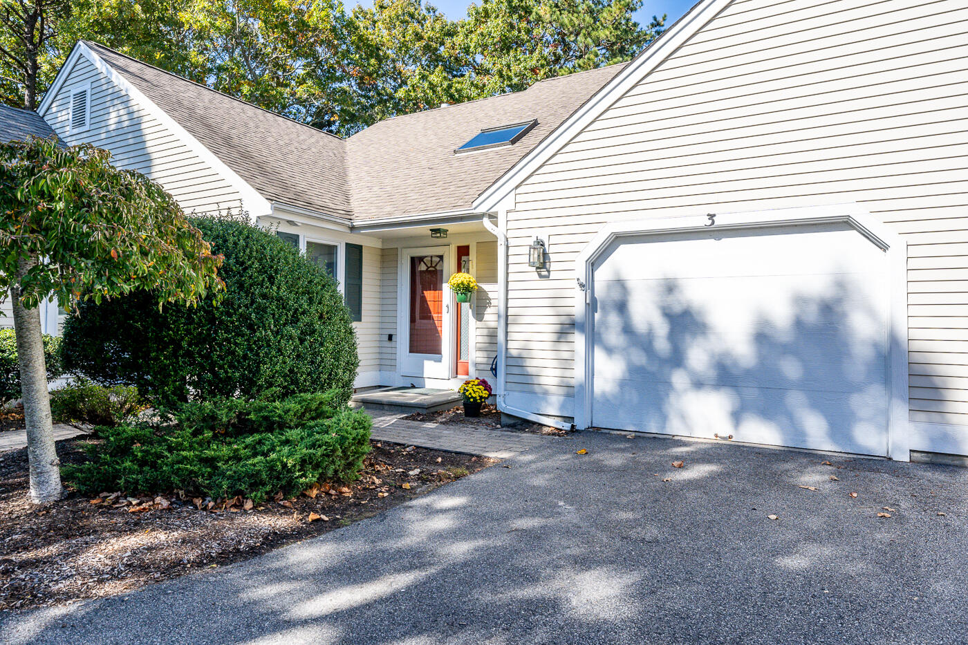 3 Mainsail Circle Mashpee MA 02649