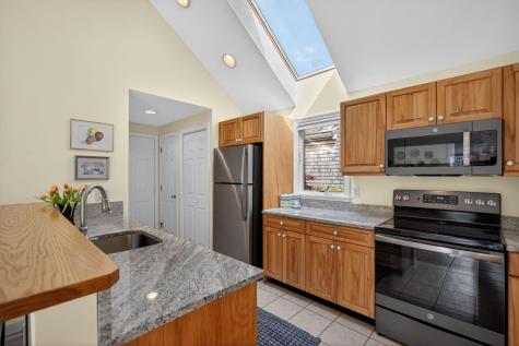 18 Boxwood Circle Yarmouth MA 02675