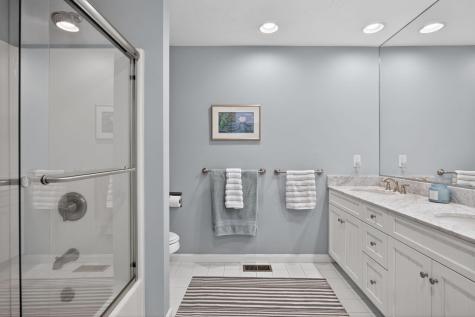 18 Boxwood Circle Yarmouth MA 02675