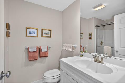 18 Boxwood Circle Yarmouth MA 02675