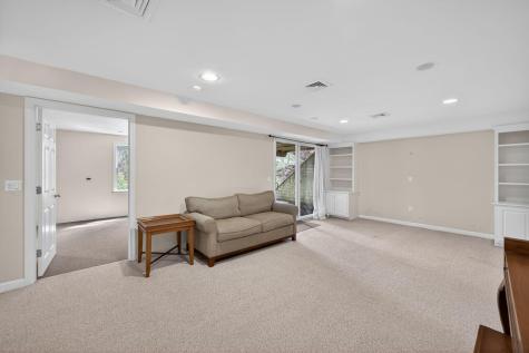 18 Boxwood Circle Yarmouth MA 02675