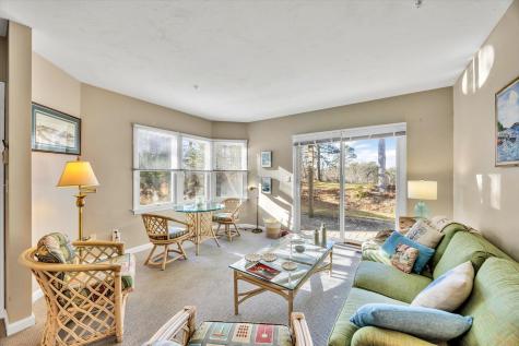 10 Oak Glen Village Yarmouth MA 02675