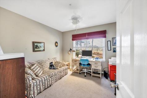 10 Oak Glen Village Yarmouth MA 02675