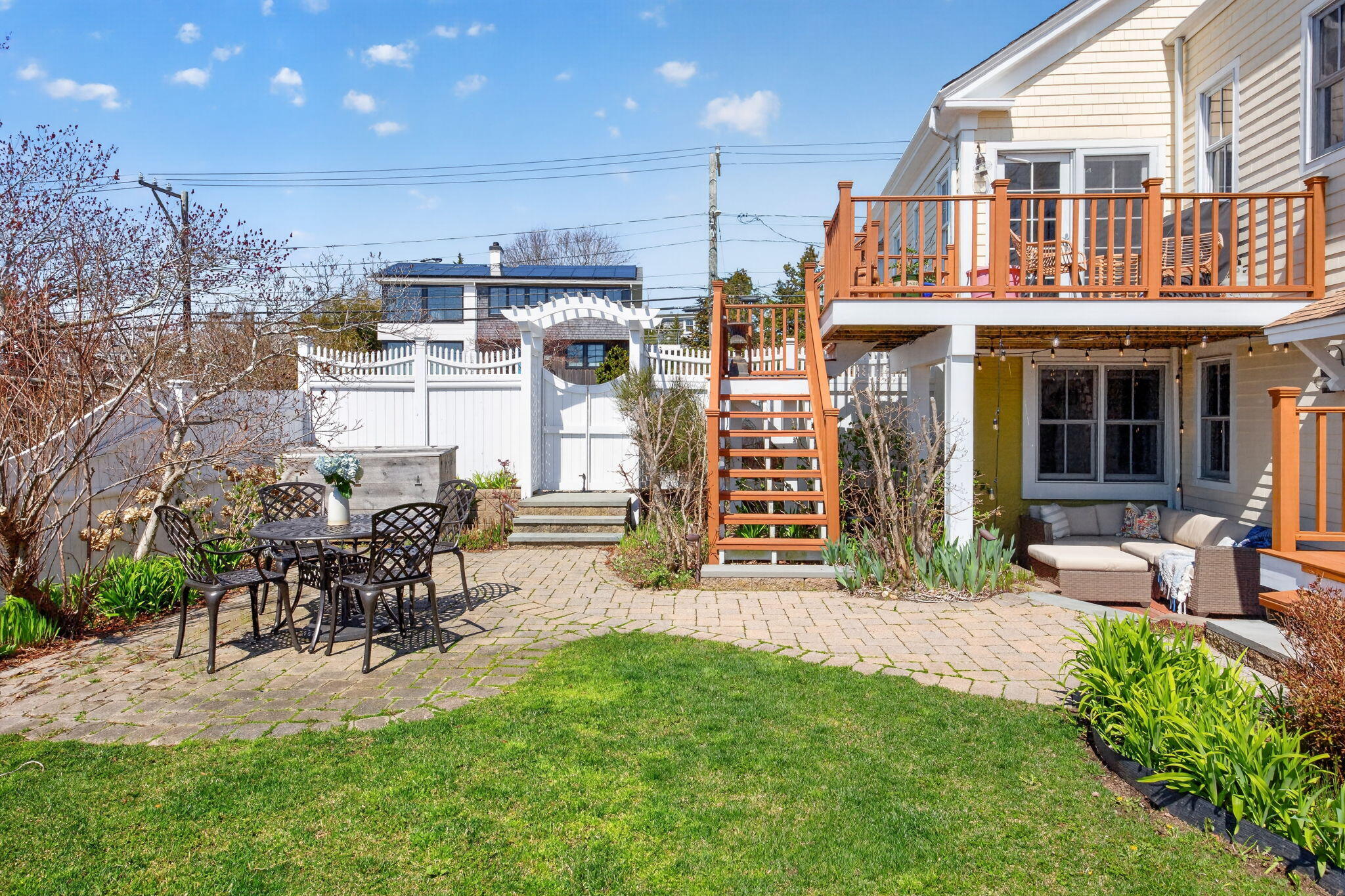 23 Bradford Street Provincetown MA 02657