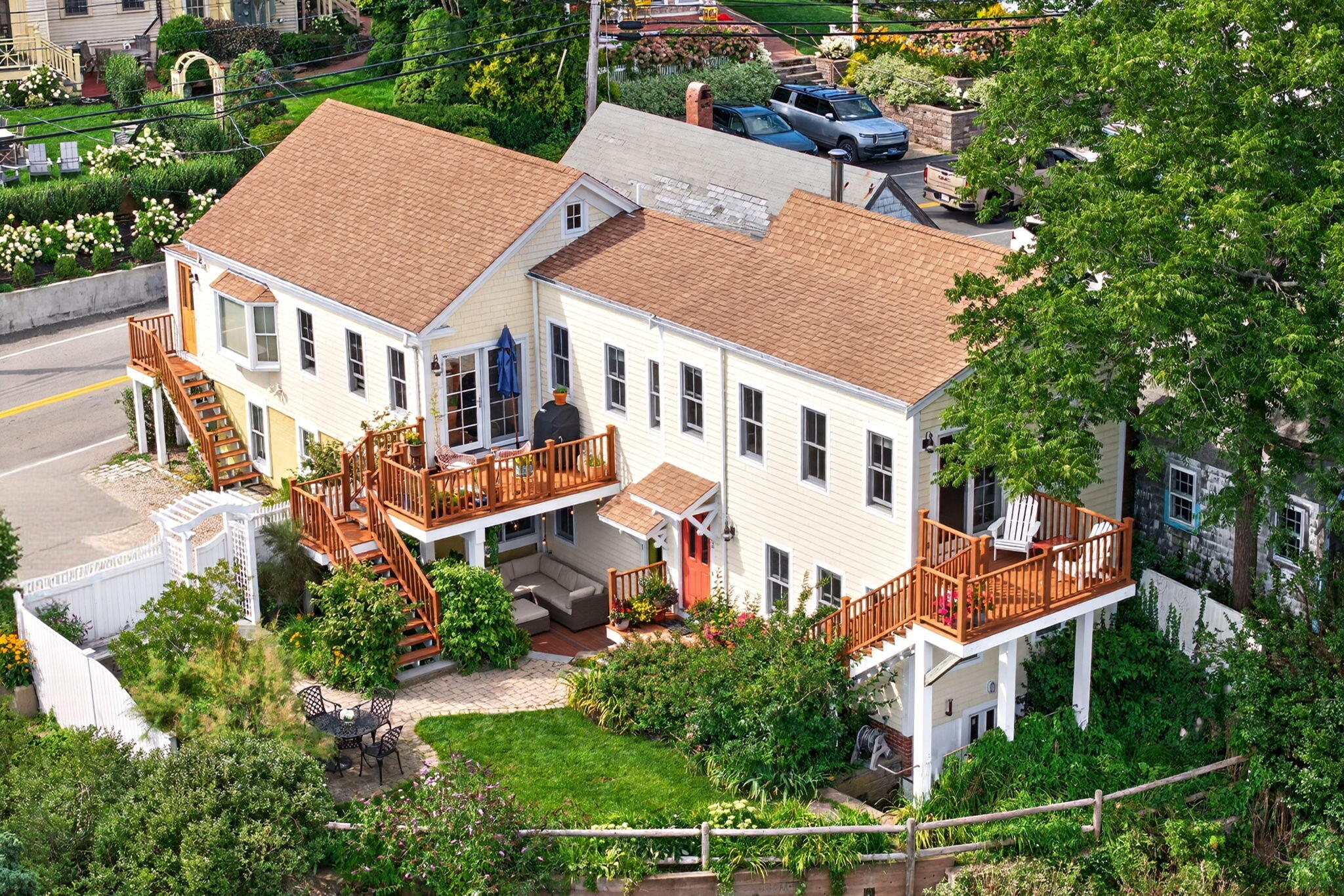 23 Bradford Street Provincetown MA 02657