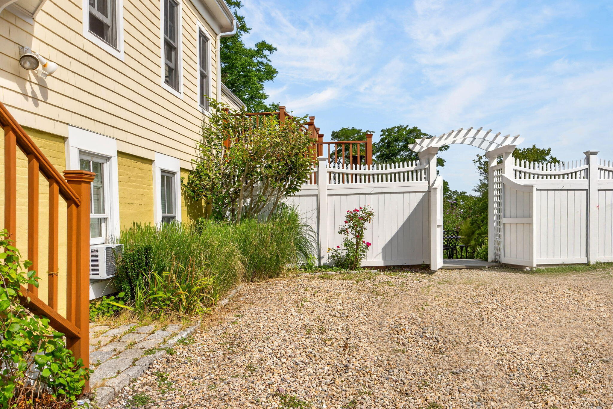 23 Bradford Street Provincetown MA 02657