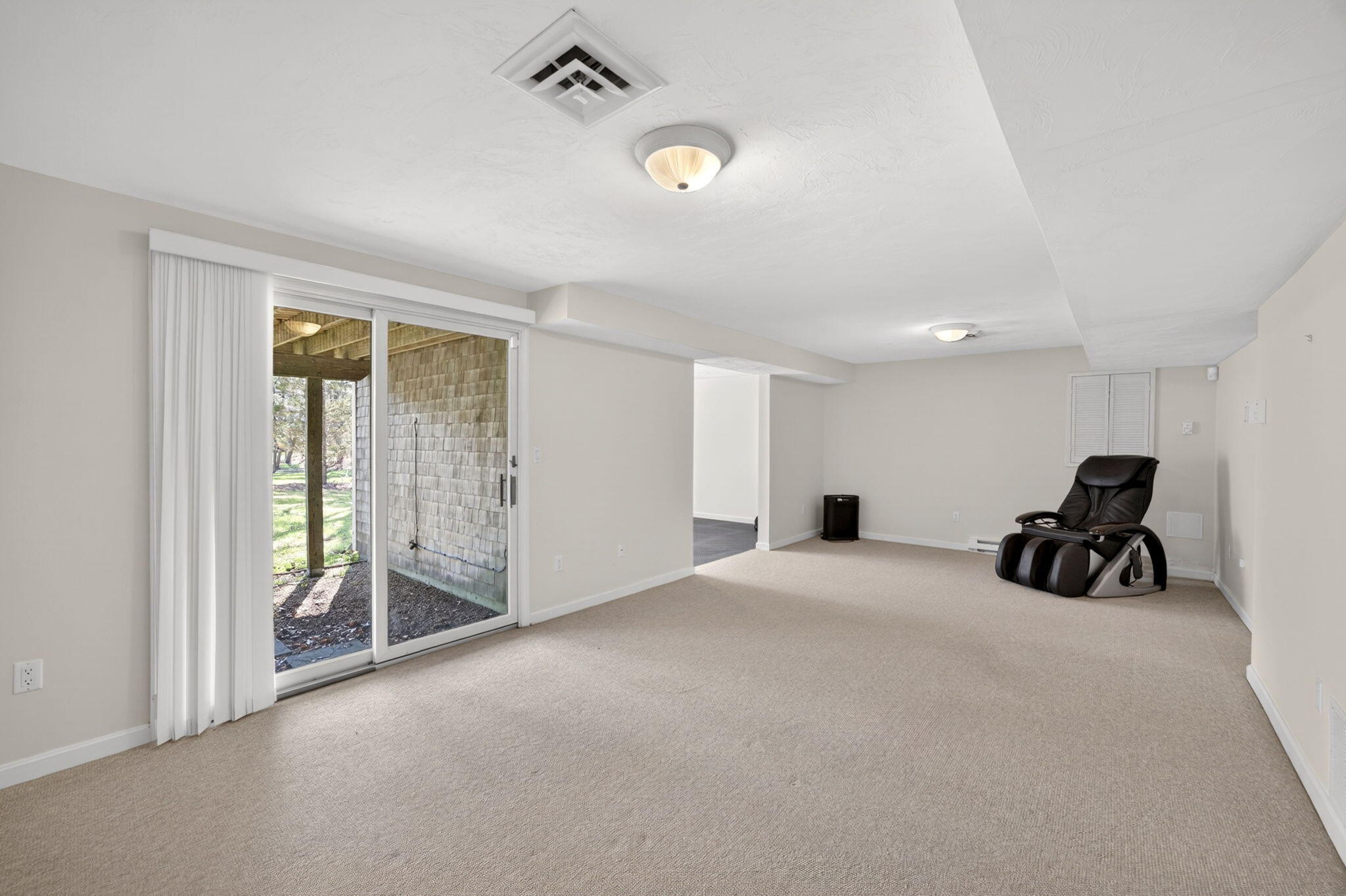 24 W Woods Circle Yarmouth MA 02675