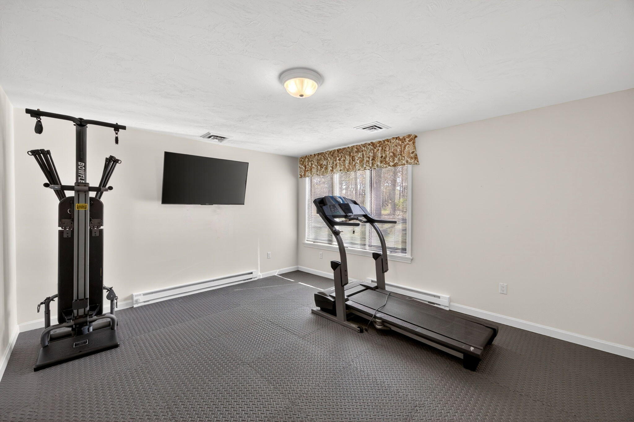 24 W Woods Circle Yarmouth MA 02675