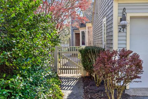 24 W Woods Circle Yarmouth MA 02675