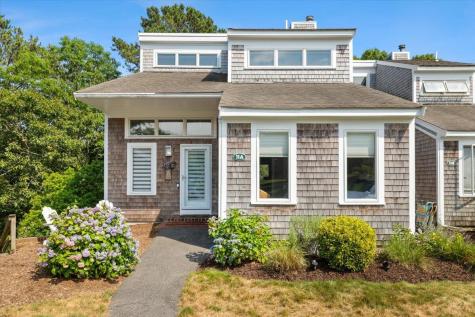 11 Riverview Avenue Mashpee MA 02649