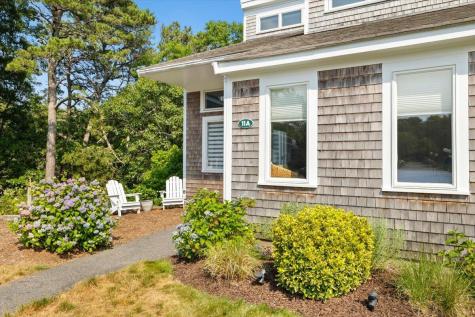 11 Riverview Avenue Mashpee MA 02649