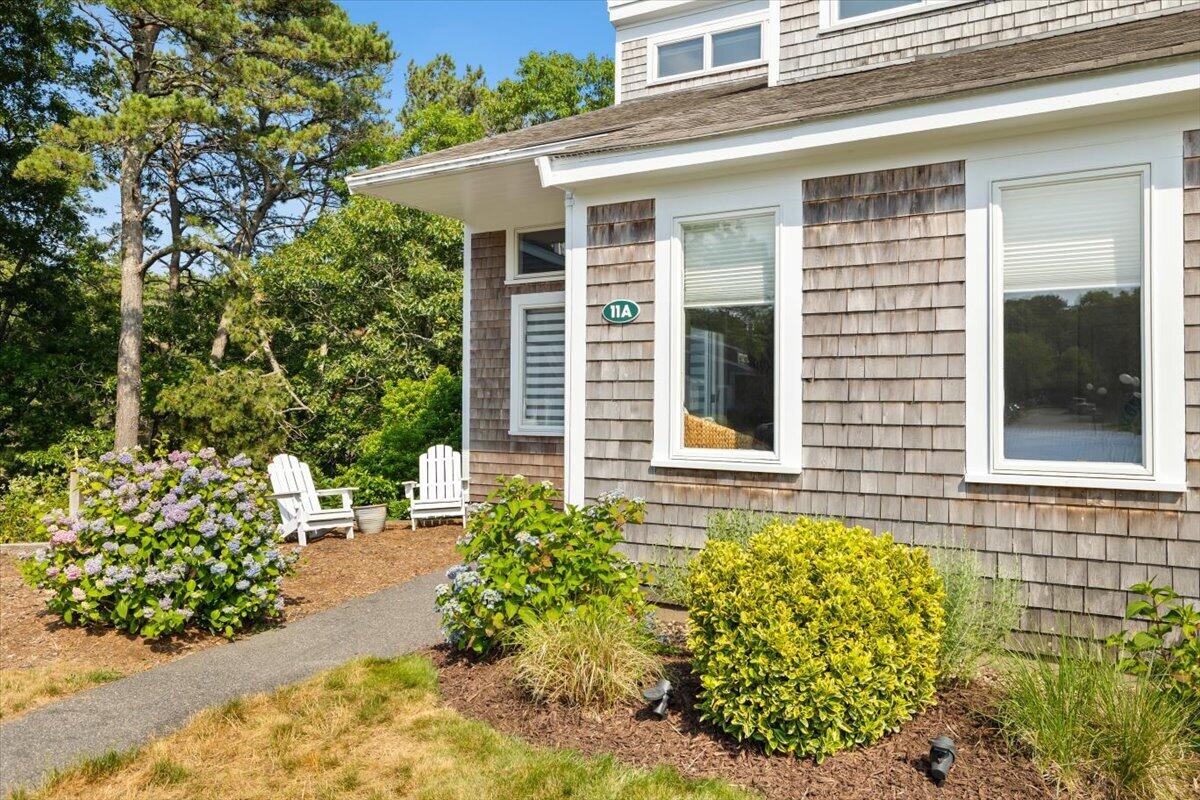 11 Riverview Avenue Mashpee MA 02649