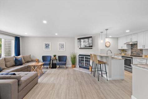 11 Riverview Avenue Mashpee MA 02649
