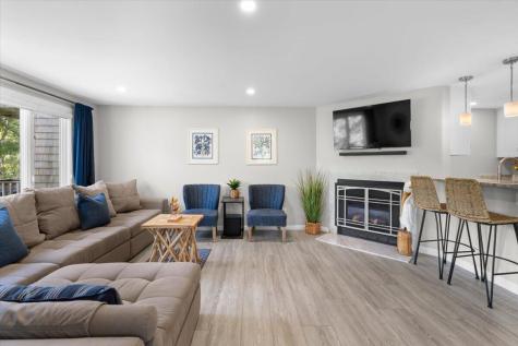 11 Riverview Avenue Mashpee MA 02649