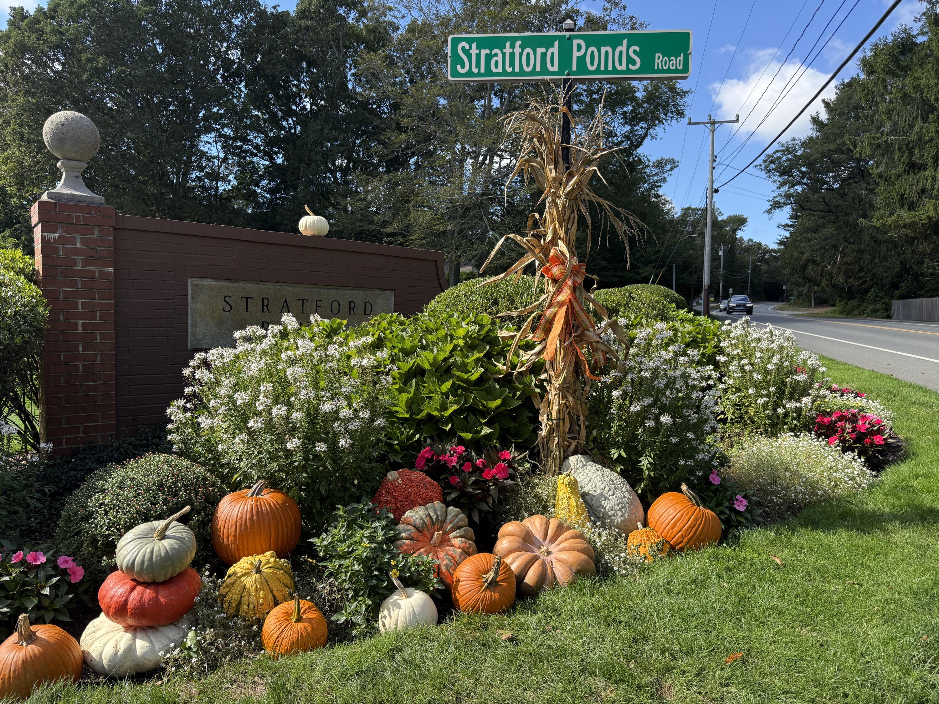 24 Stratford Ridge Mashpee MA 02649
