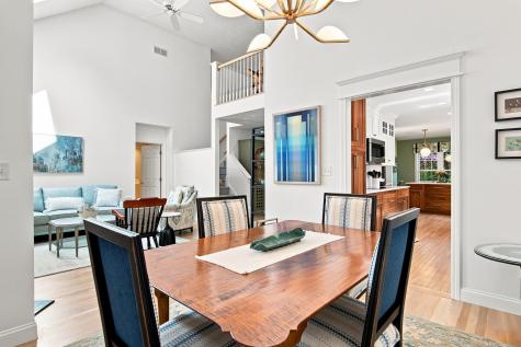 24 Stratford Ridge Mashpee MA 02649