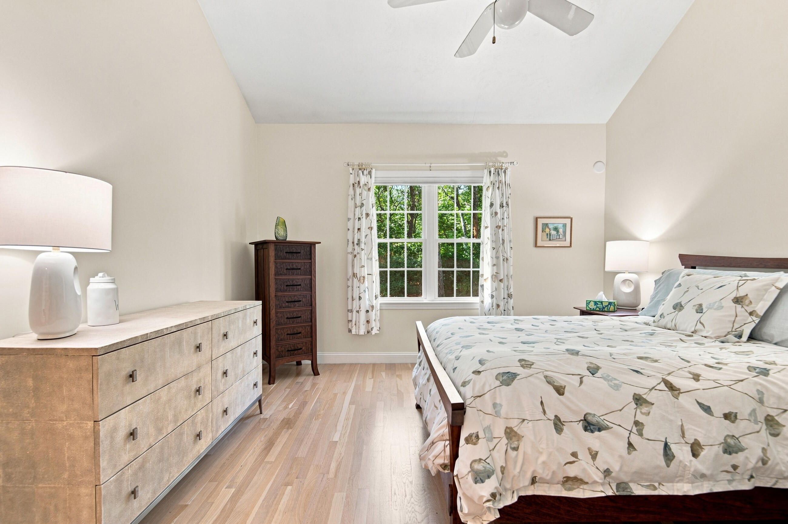 24 Stratford Ridge Mashpee MA 02649