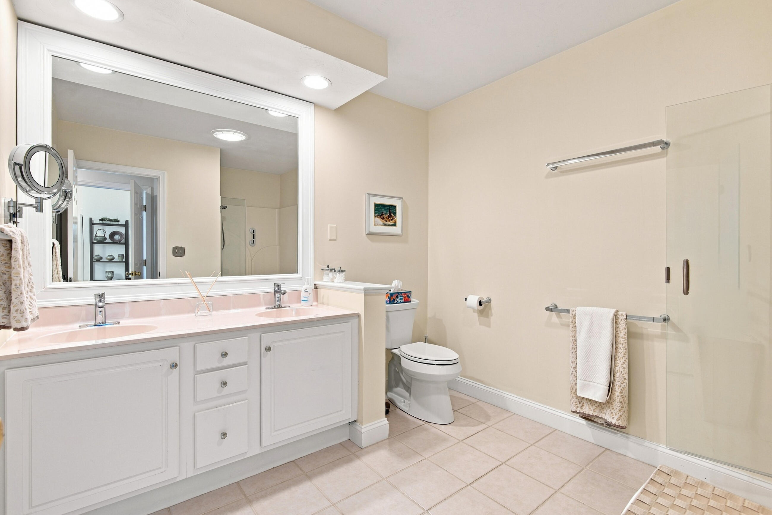 24 Stratford Ridge Mashpee MA 02649
