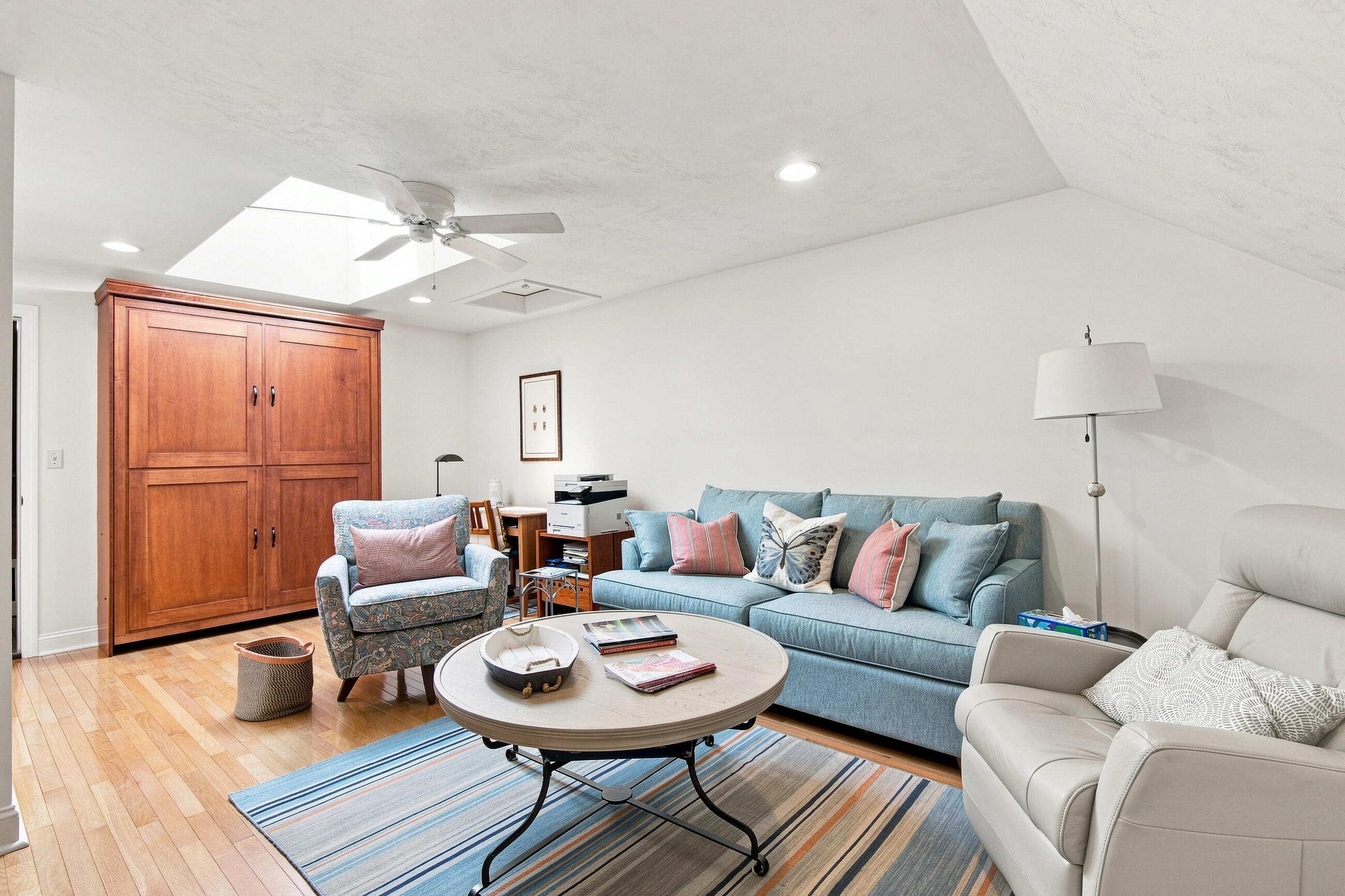 24 Stratford Ridge Mashpee MA 02649