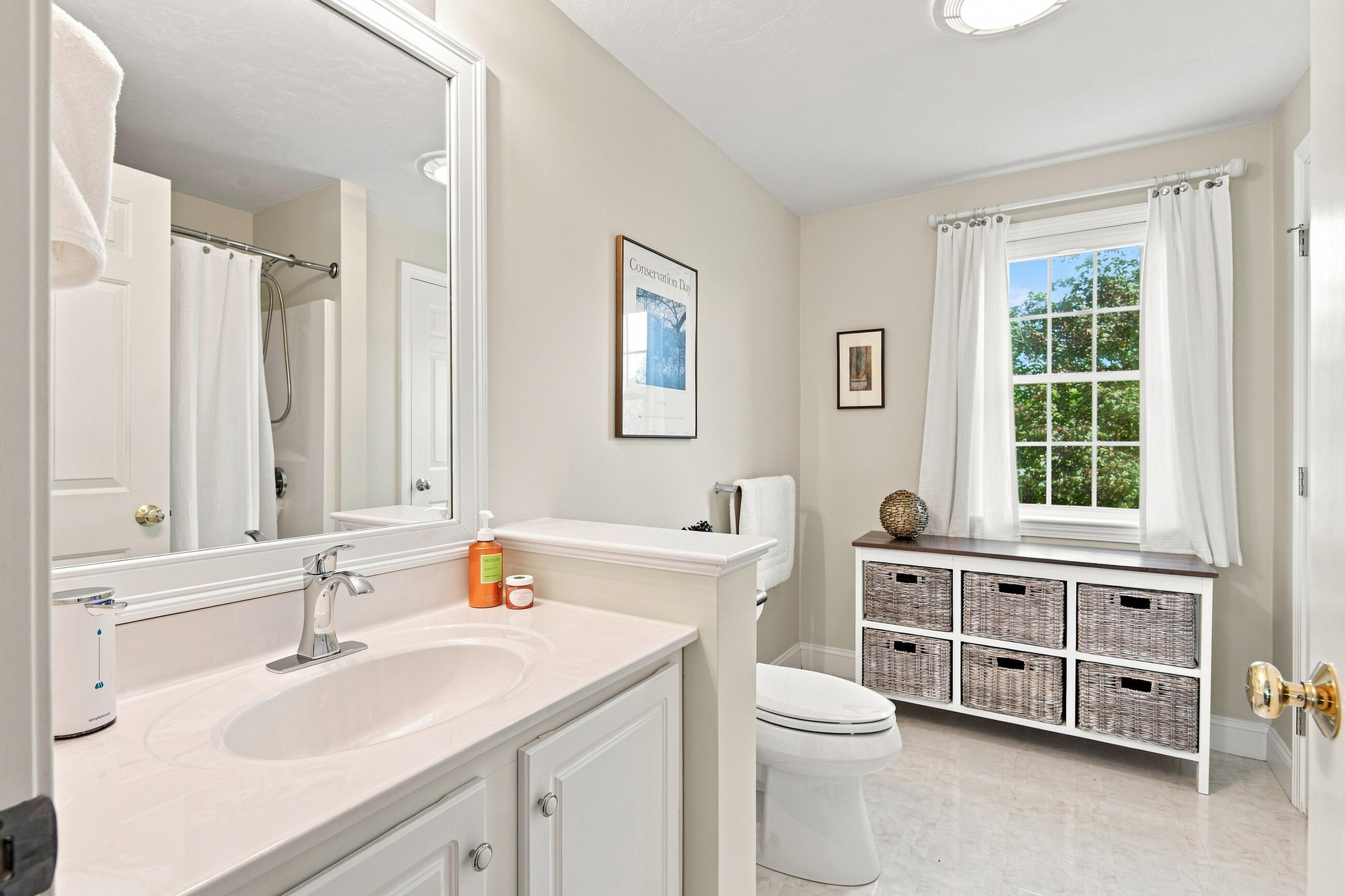 24 Stratford Ridge Mashpee MA 02649