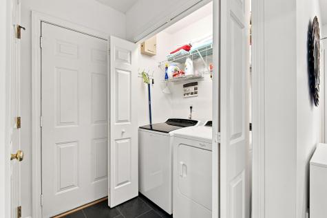 24 Stratford Ridge Mashpee MA 02649