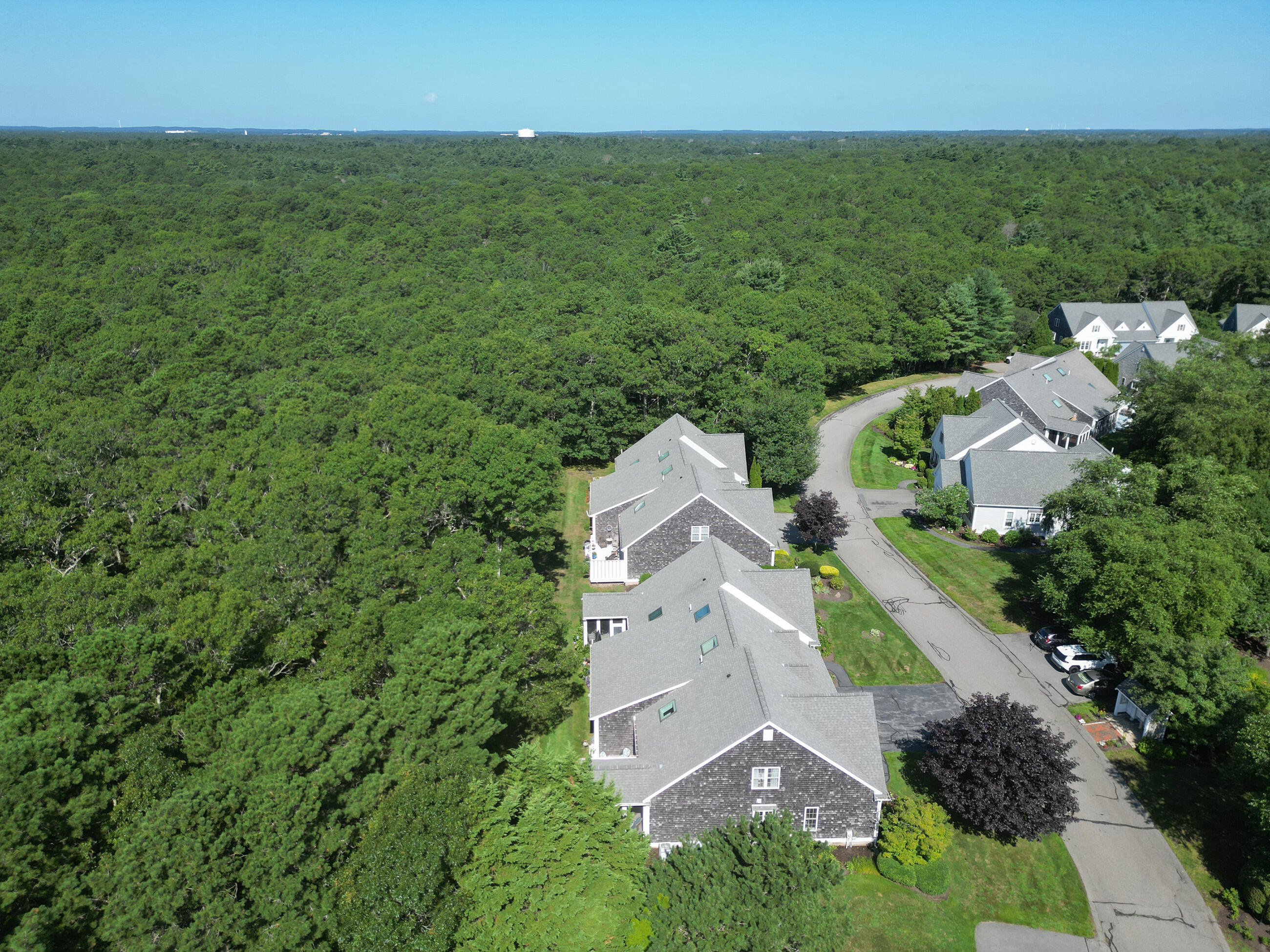 24 Stratford Ridge Mashpee MA 02649