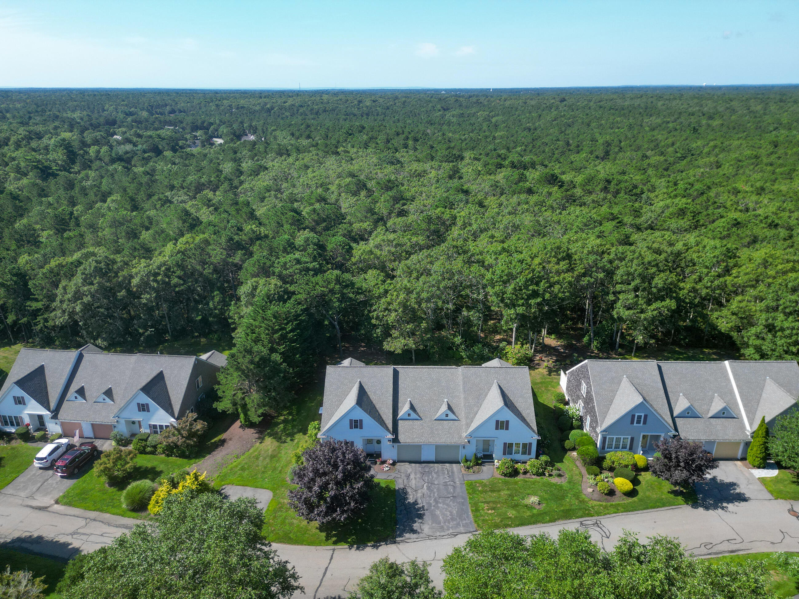 24 Stratford Ridge Mashpee MA 02649