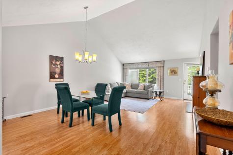 5 Woods Edge Lane Mashpee MA 02649