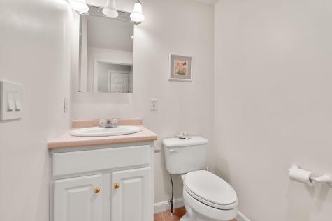 5 Woods Edge Lane Mashpee MA 02649