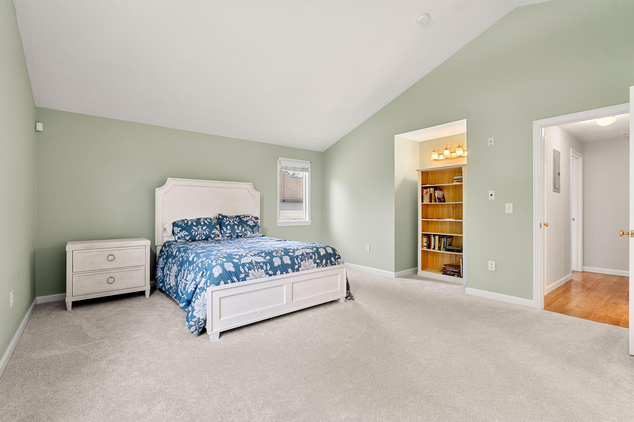 5 Woods Edge Lane Mashpee MA 02649