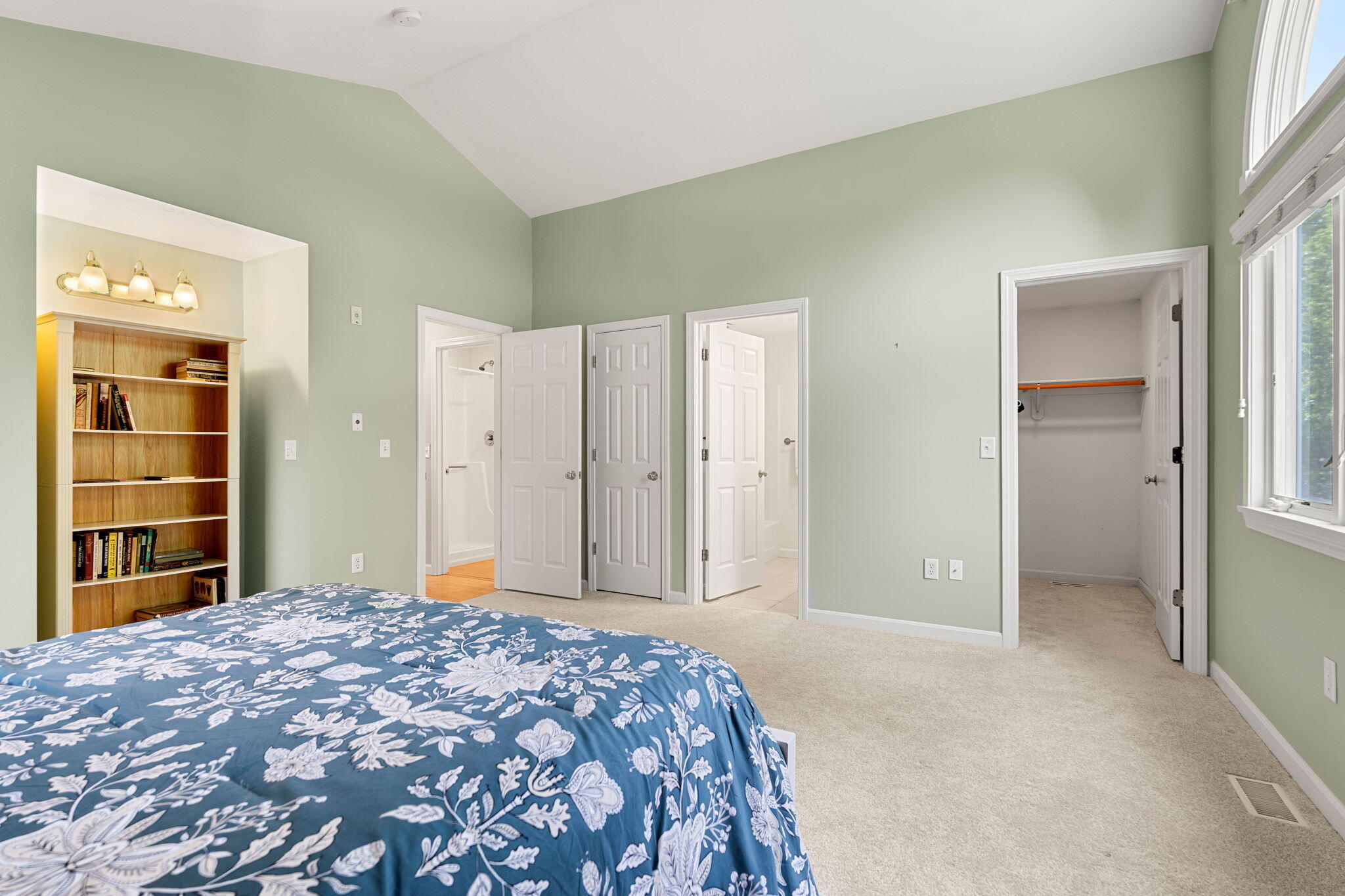 5 Woods Edge Lane Mashpee MA 02649