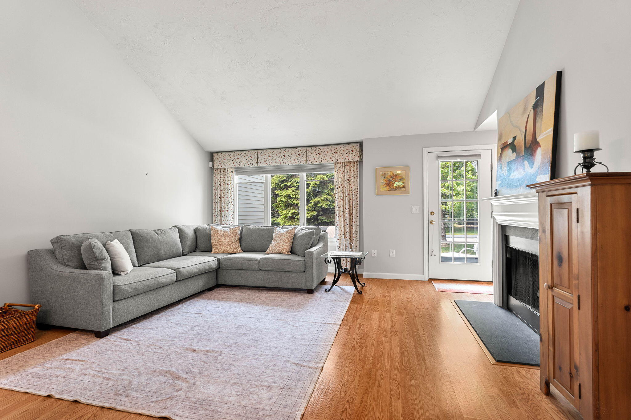 5 Woods Edge Lane Mashpee MA 02649
