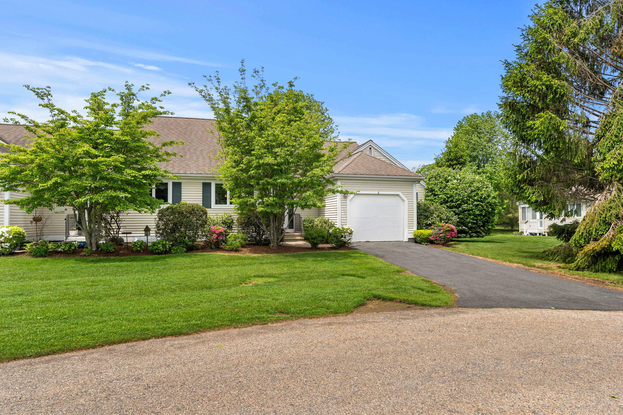 5 Woods Edge Lane Mashpee MA 02649