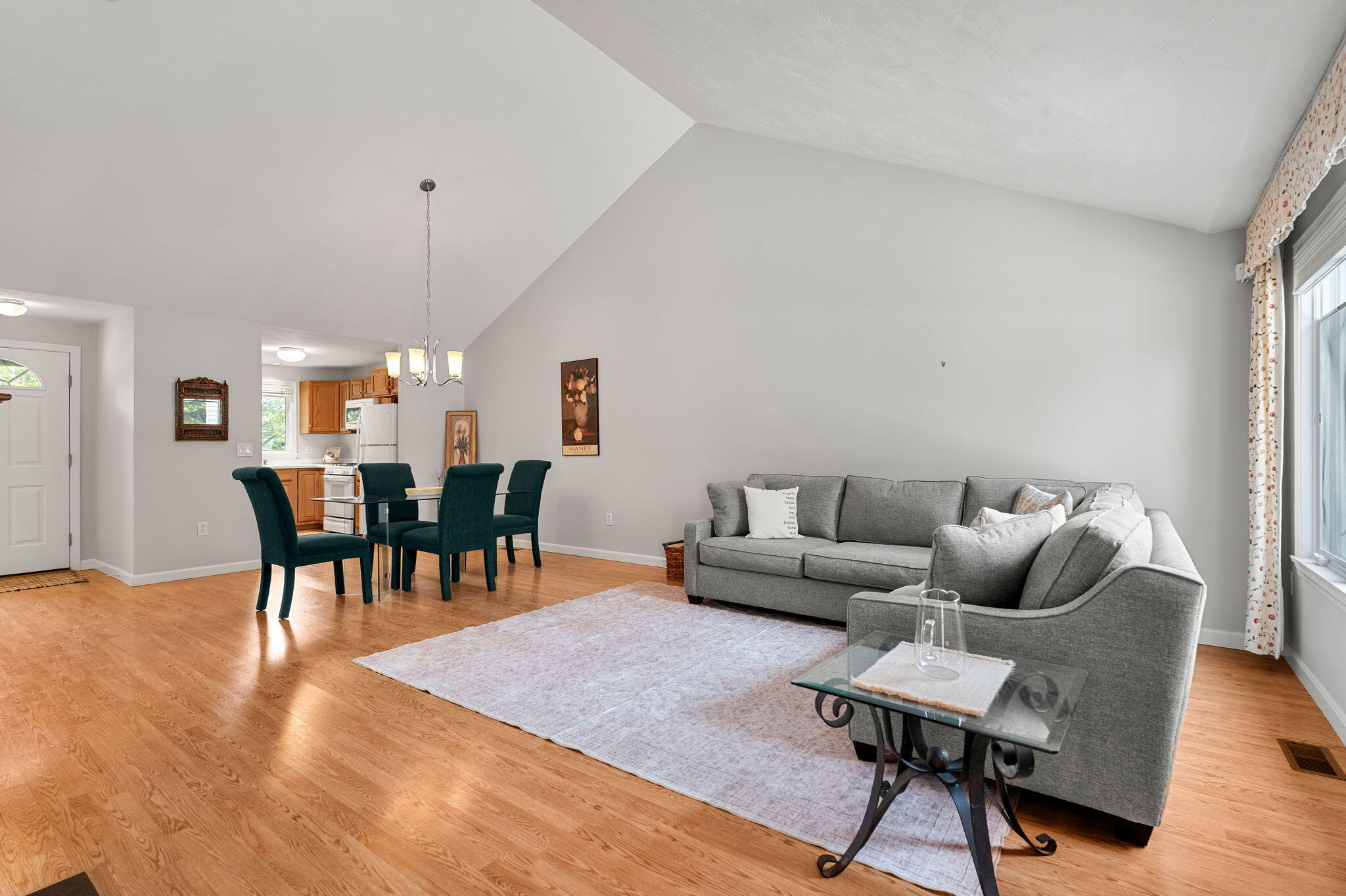 5 Woods Edge Lane Mashpee MA 02649