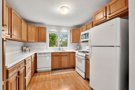 5 Woods Edge Lane Mashpee MA 02649
