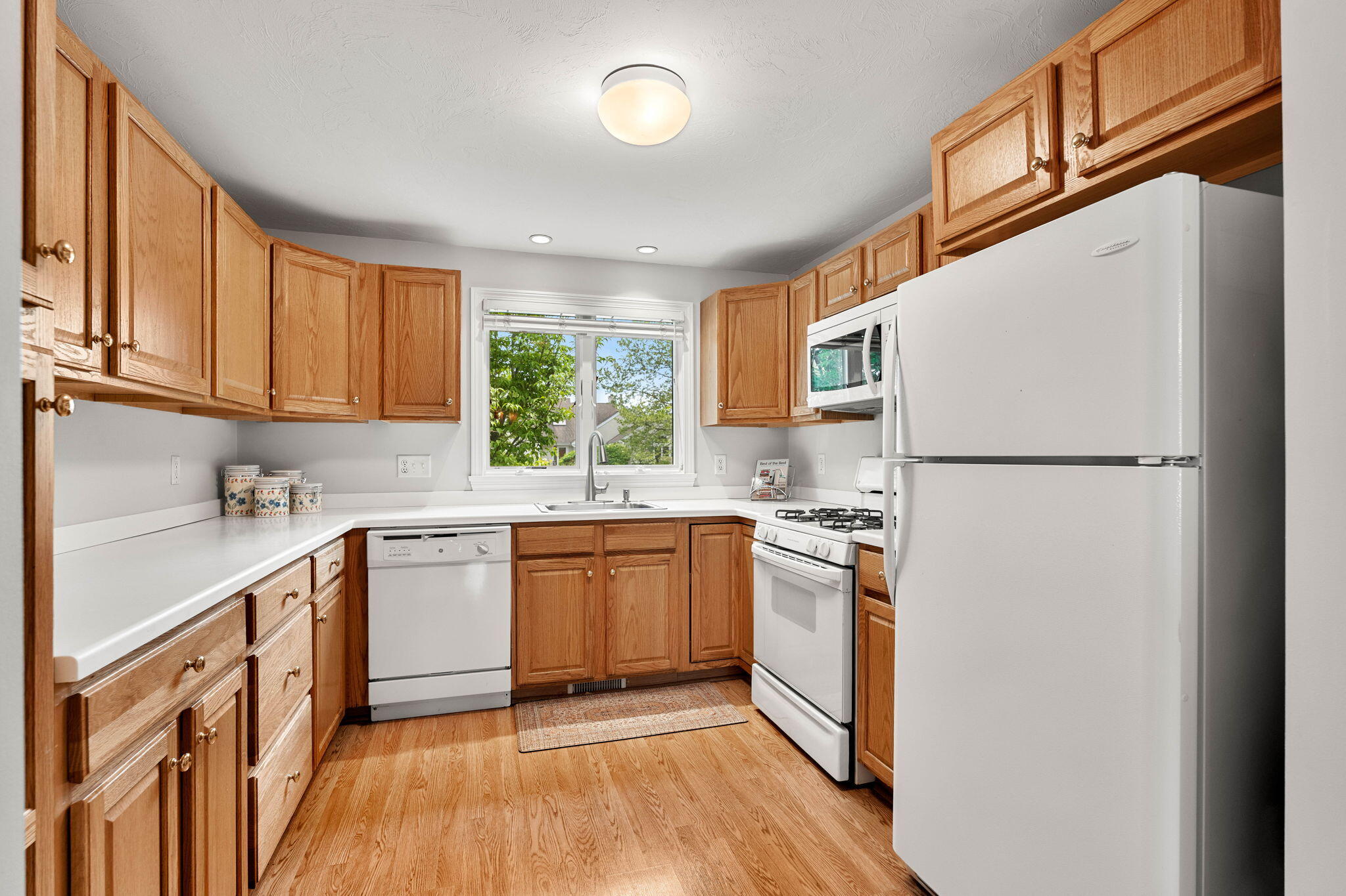 5 Woods Edge Lane Mashpee MA 02649