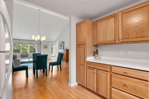 5 Woods Edge Lane Mashpee MA 02649