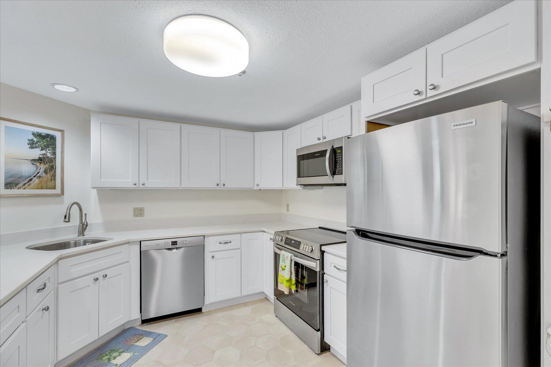 3120 Heatherwood Yarmouth MA 02675