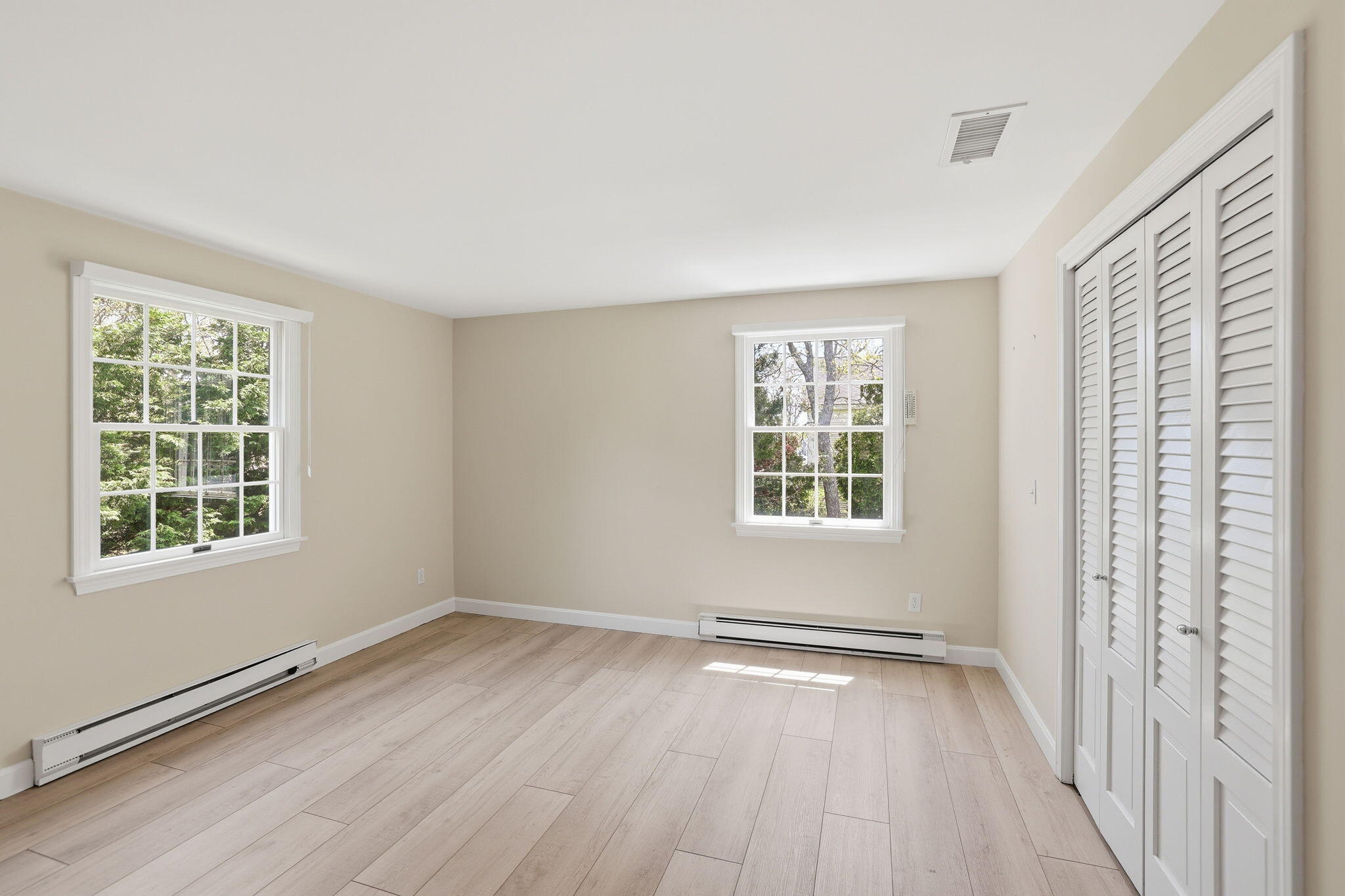 15 Pleasant Street Harwich MA 02646