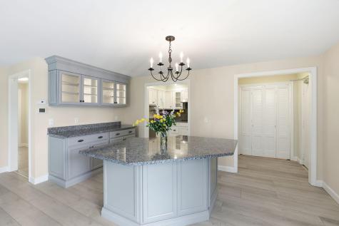 15 Pleasant Street Harwich MA 02646