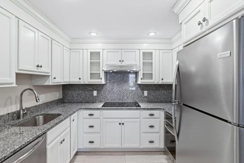 15 Pleasant Street Harwich MA 02646