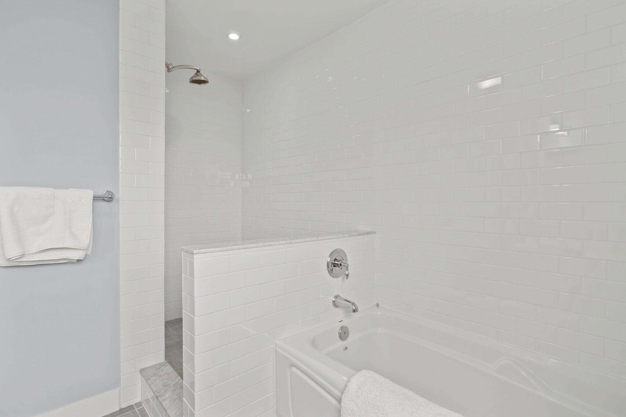 16 Meadow Road Provincetown MA 02657