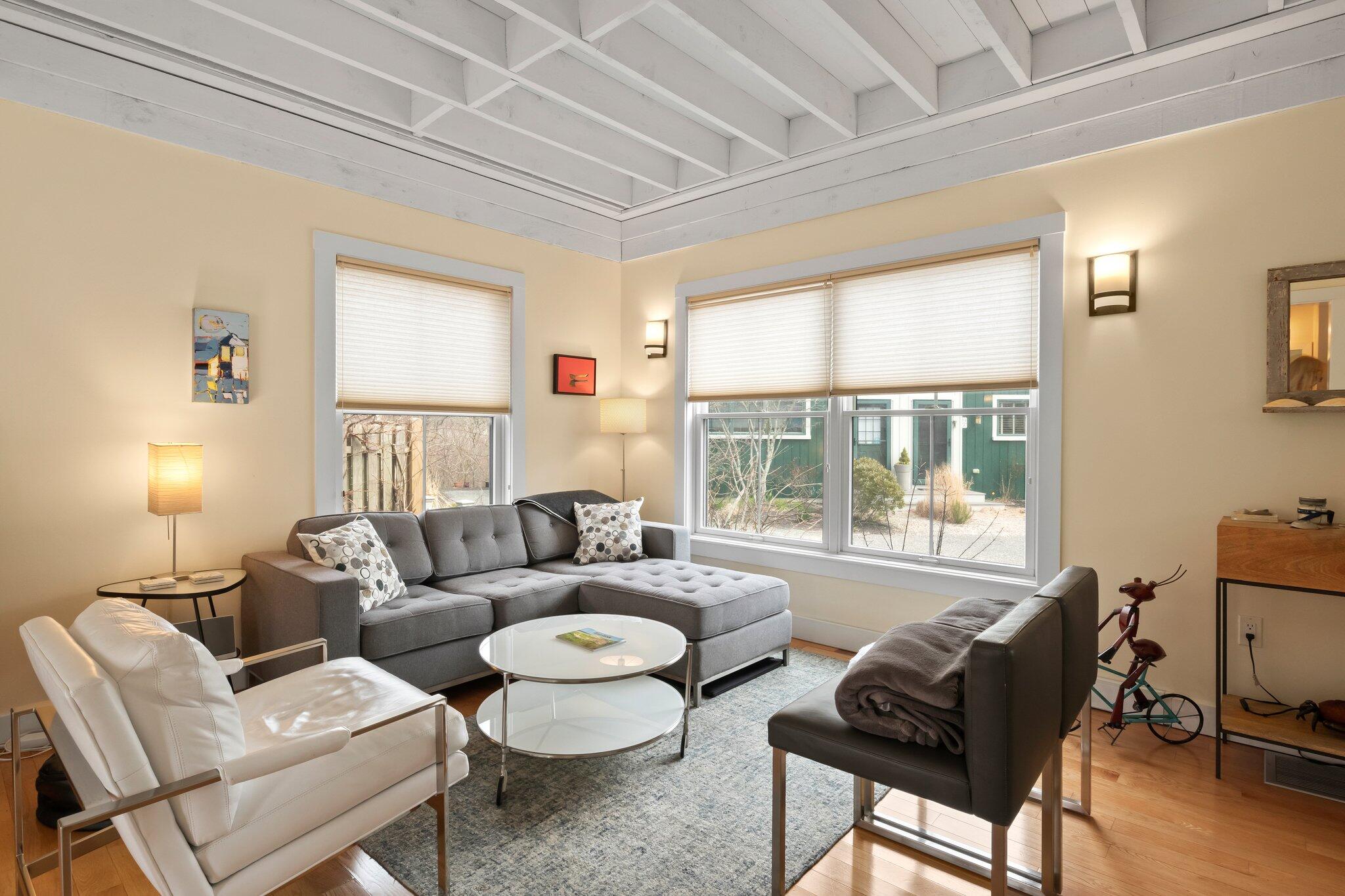 16 Meadow Road Provincetown MA 02657