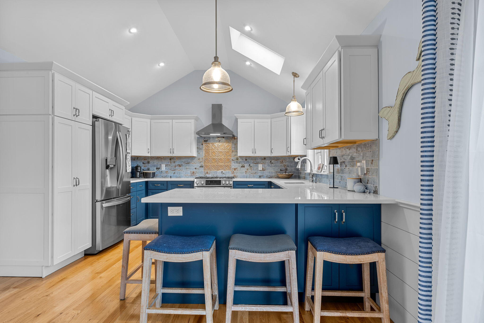 16 Second Avenue Osterville MA 02655
